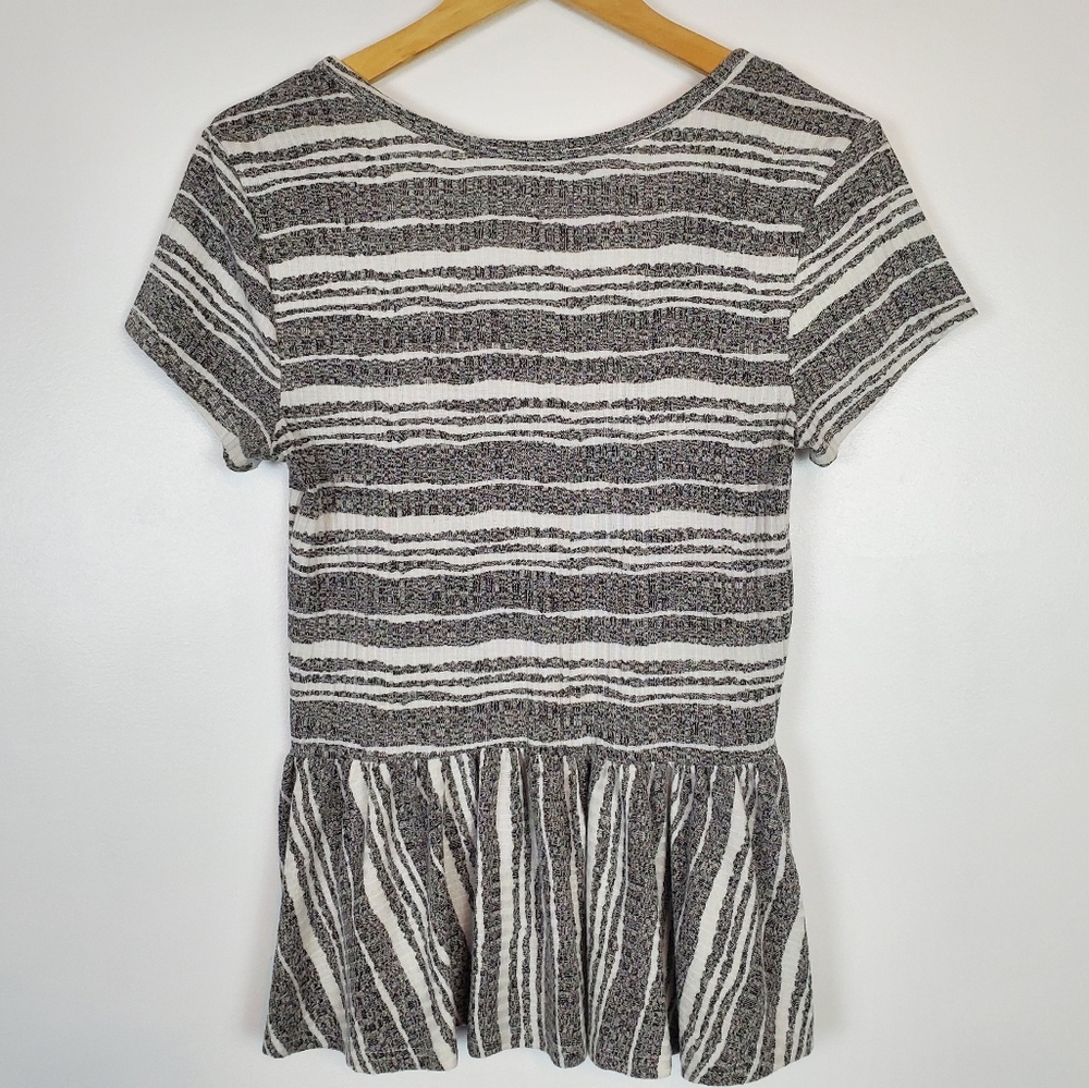 Jella C gray and white striped peplum top - Picture 3 of 3